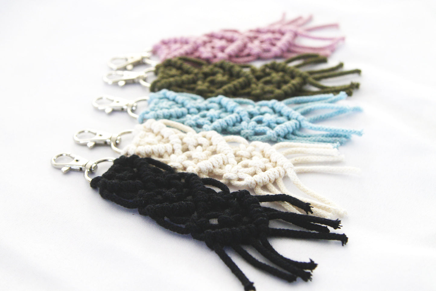 Handmade Macrame Keychain // Small Boho Keychain // Macrame Keychain // Keychain