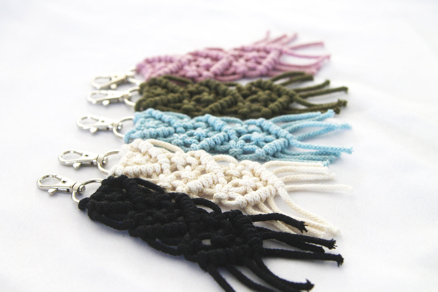 Handmade Macrame Keychain // Small Boho Keychain // Macrame Keychain // Keychain