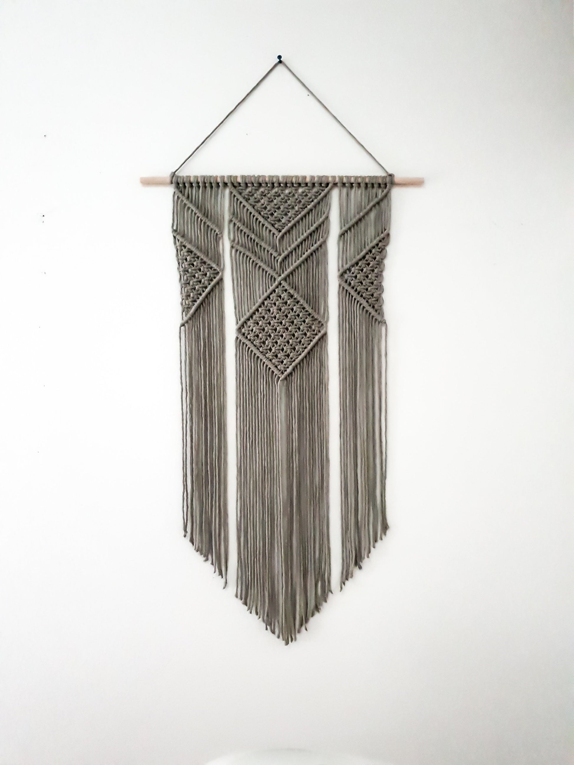 Large Macrame Wall Hanging, Macrame Wall Art, Woven Wall Hanging, Boho Wall Decor, Wall Tapestry, Macrame, Gray, Housewarming Minimalist