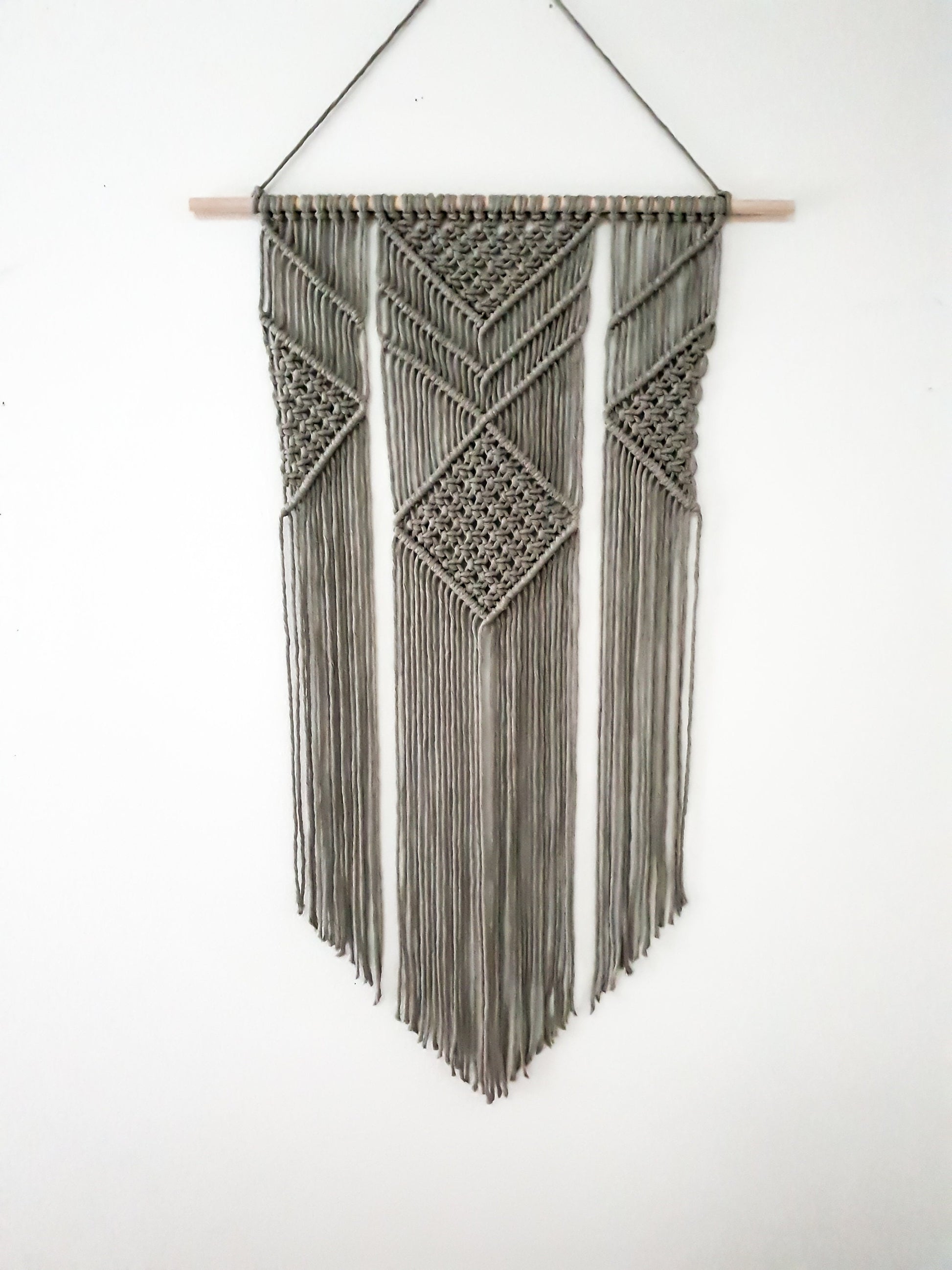 Large Macrame Wall Hanging, Macrame Wall Art, Woven Wall Hanging, Boho Wall Decor, Wall Tapestry, Macrame, Gray, Housewarming Minimalist