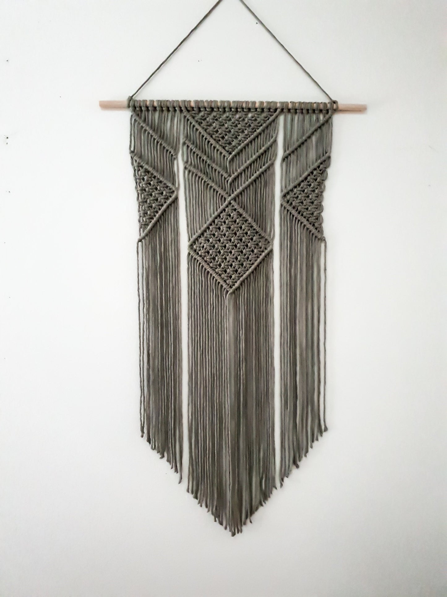 Large Macrame Wall Hanging, Macrame Wall Art, Woven Wall Hanging, Boho Wall Decor, Wall Tapestry, Macrame, Gray, Housewarming Minimalist