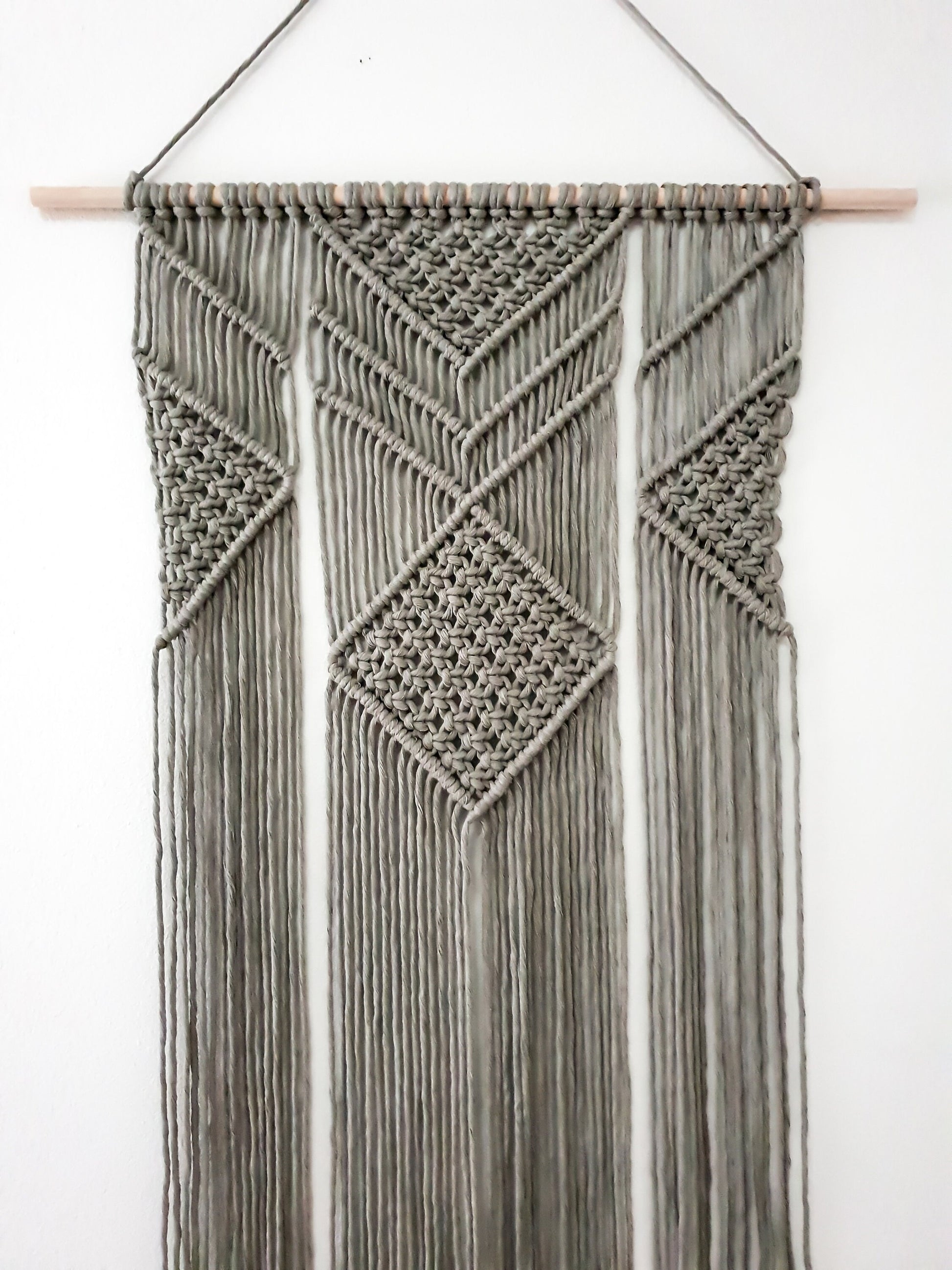 Large Macrame Wall Hanging, Macrame Wall Art, Woven Wall Hanging, Boho Wall Decor, Wall Tapestry, Macrame, Gray, Housewarming Minimalist