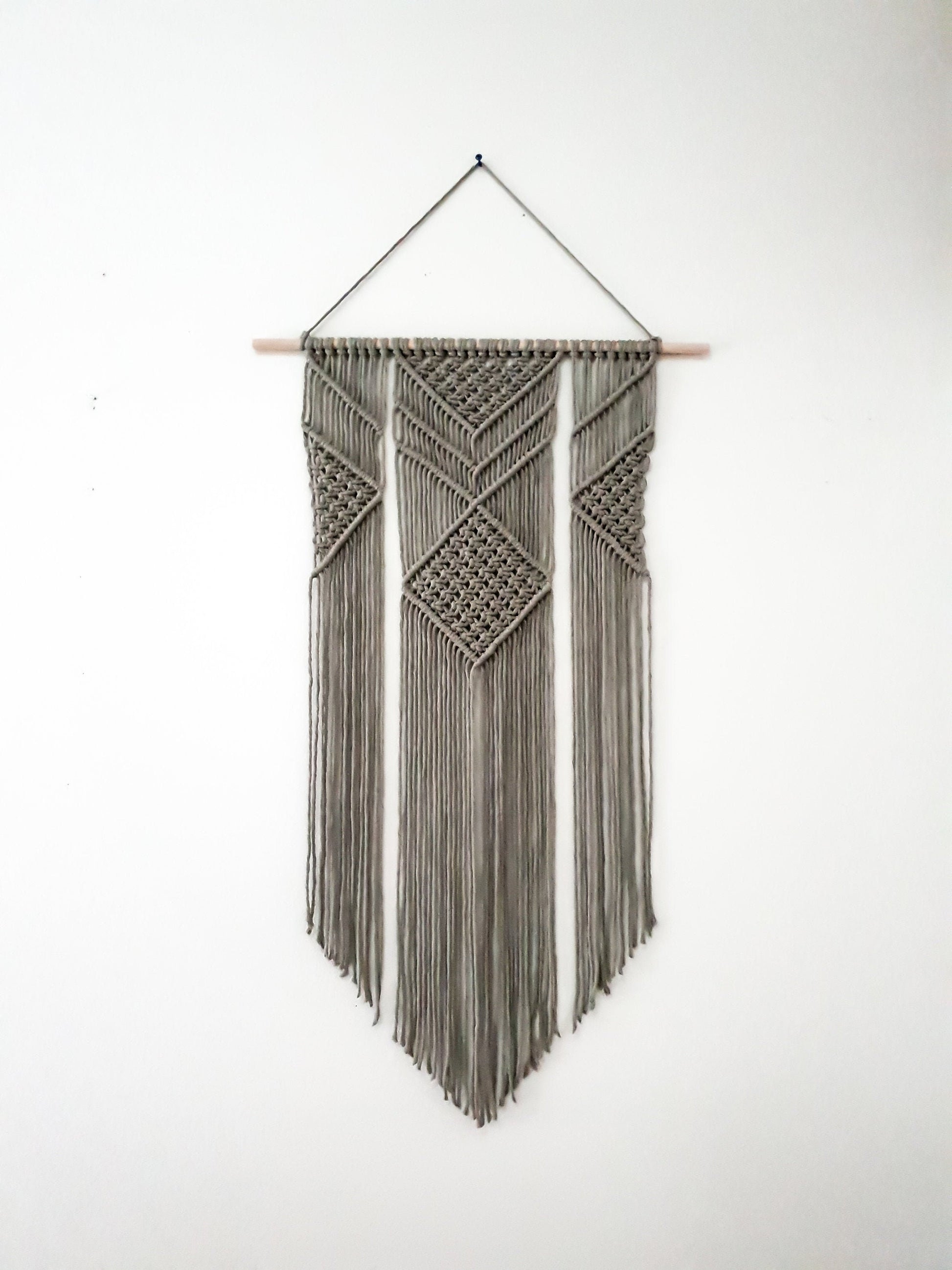 Large Macrame Wall Hanging, Macrame Wall Art, Woven Wall Hanging, Boho Wall Decor, Wall Tapestry, Macrame, Gray, Housewarming Minimalist