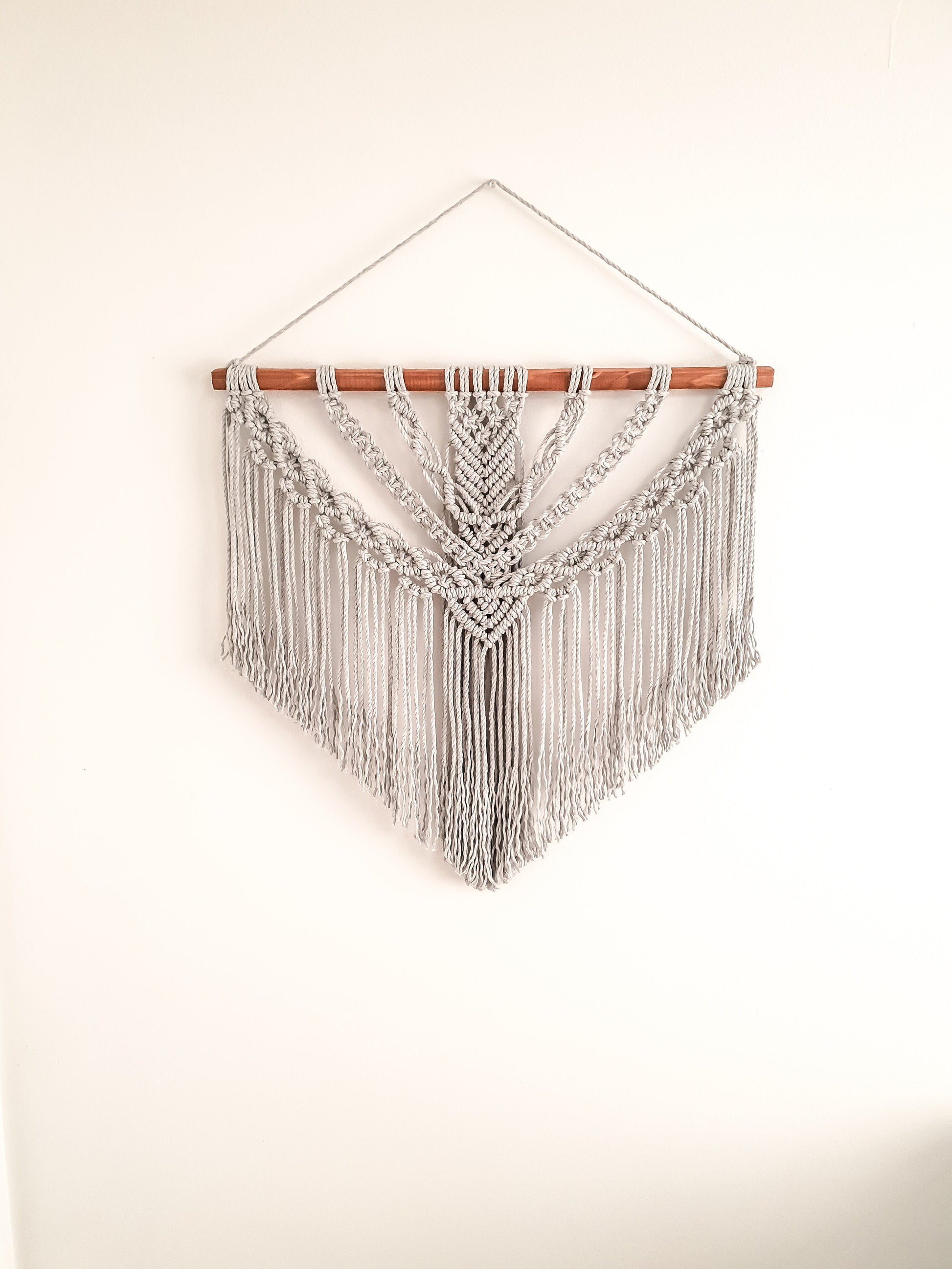 Large Macrame Wall Hanging, Macrame Wall Art, Woven Wall Hanging, Boho Wall Decor, Wall Tapestry, Macrame, Light Gray, Minimalist