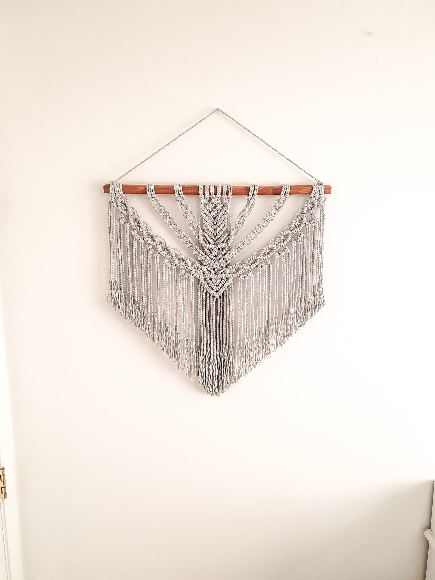 Large Macrame Wall Hanging, Macrame Wall Art, Woven Wall Hanging, Boho Wall Decor, Wall Tapestry, Macrame, Light Gray, Minimalist
