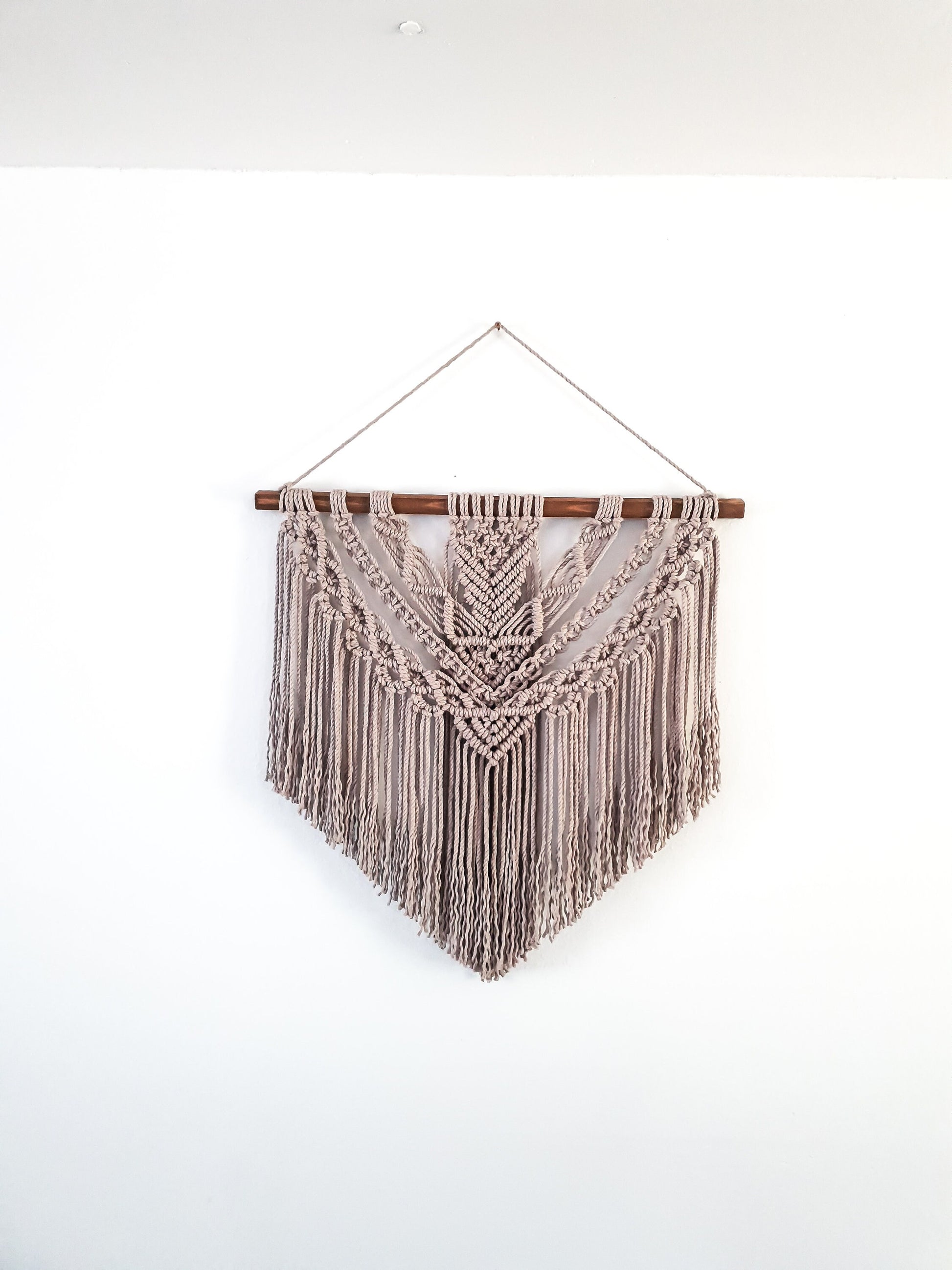 Large Macrame Wall Hanging, Macrame Wall Art, Woven Wall Hanging, Boho Wall Decor, Wall Tapestry, Macrame, Light Brown, Minimalist