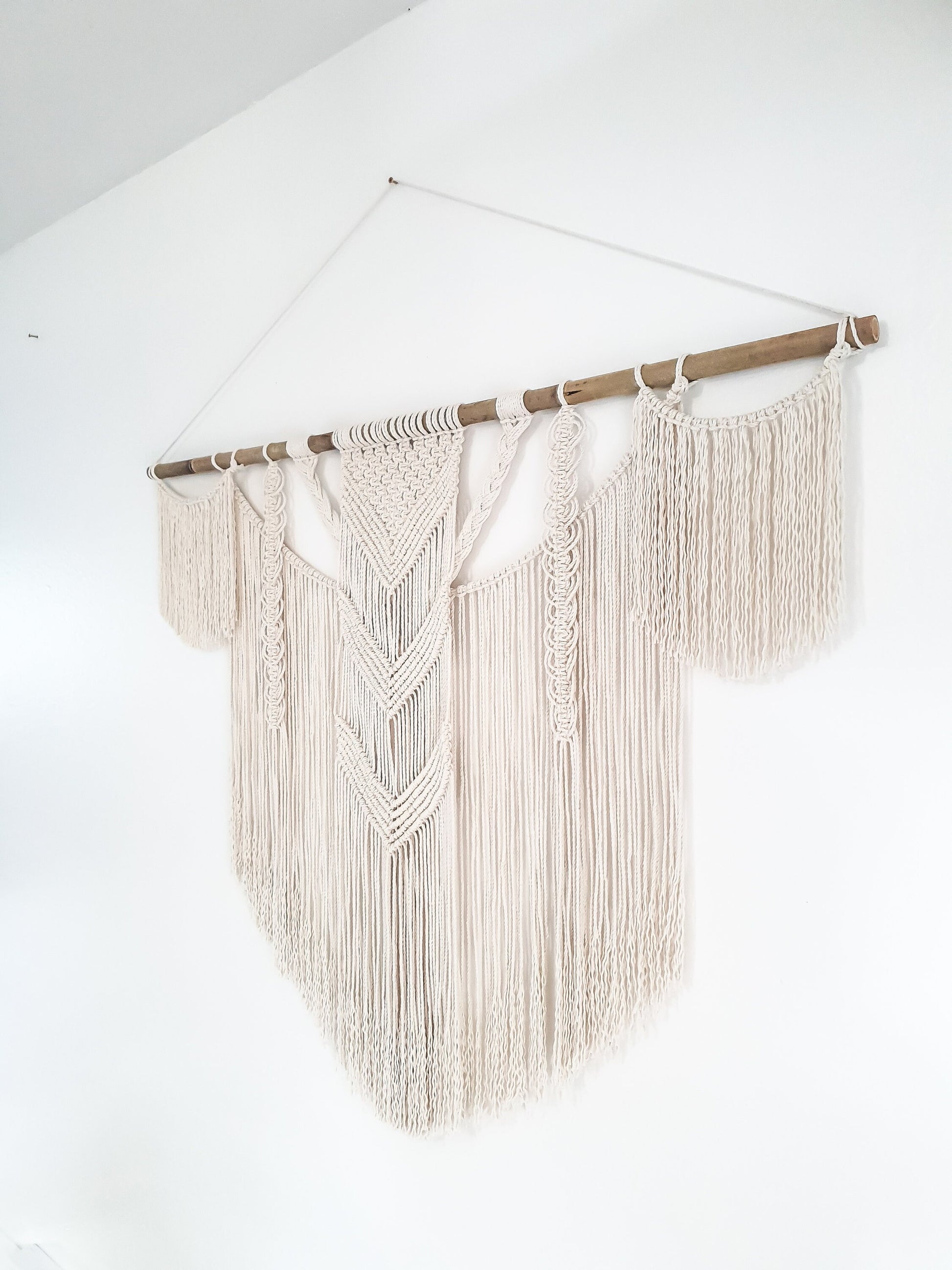 Large Handmade Macrame Wall Hanging Boho Decor for Home Decoration, bedroom, baby room, nursery, housewarming, home gift & Bohemian Decor
