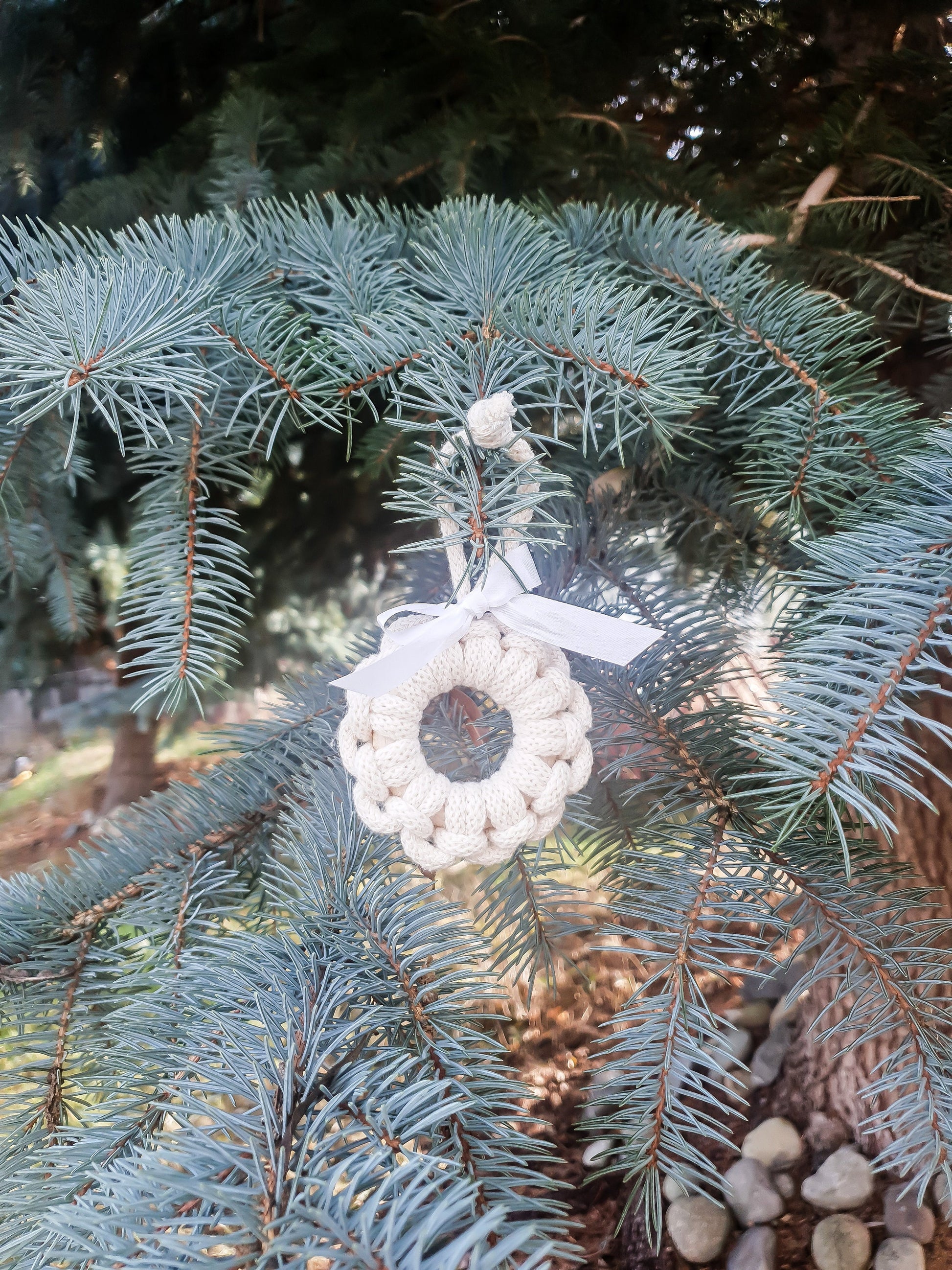 Macrame Beige Ornament, Christmas Ornament, Boho Ornament, Macrame Ornament, Circle Ornament