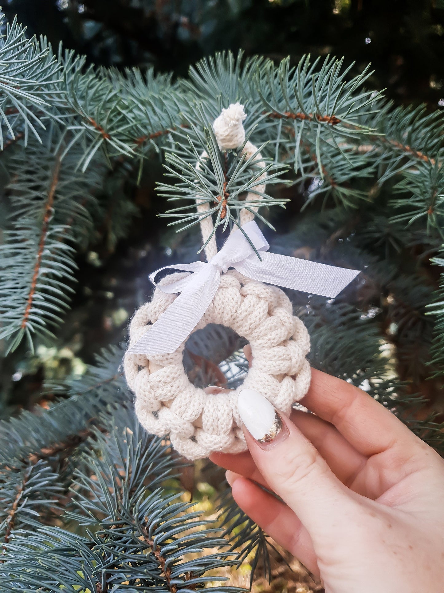 Macrame Beige Ornament, Christmas Ornament, Boho Ornament, Macrame Ornament, Circle Ornament