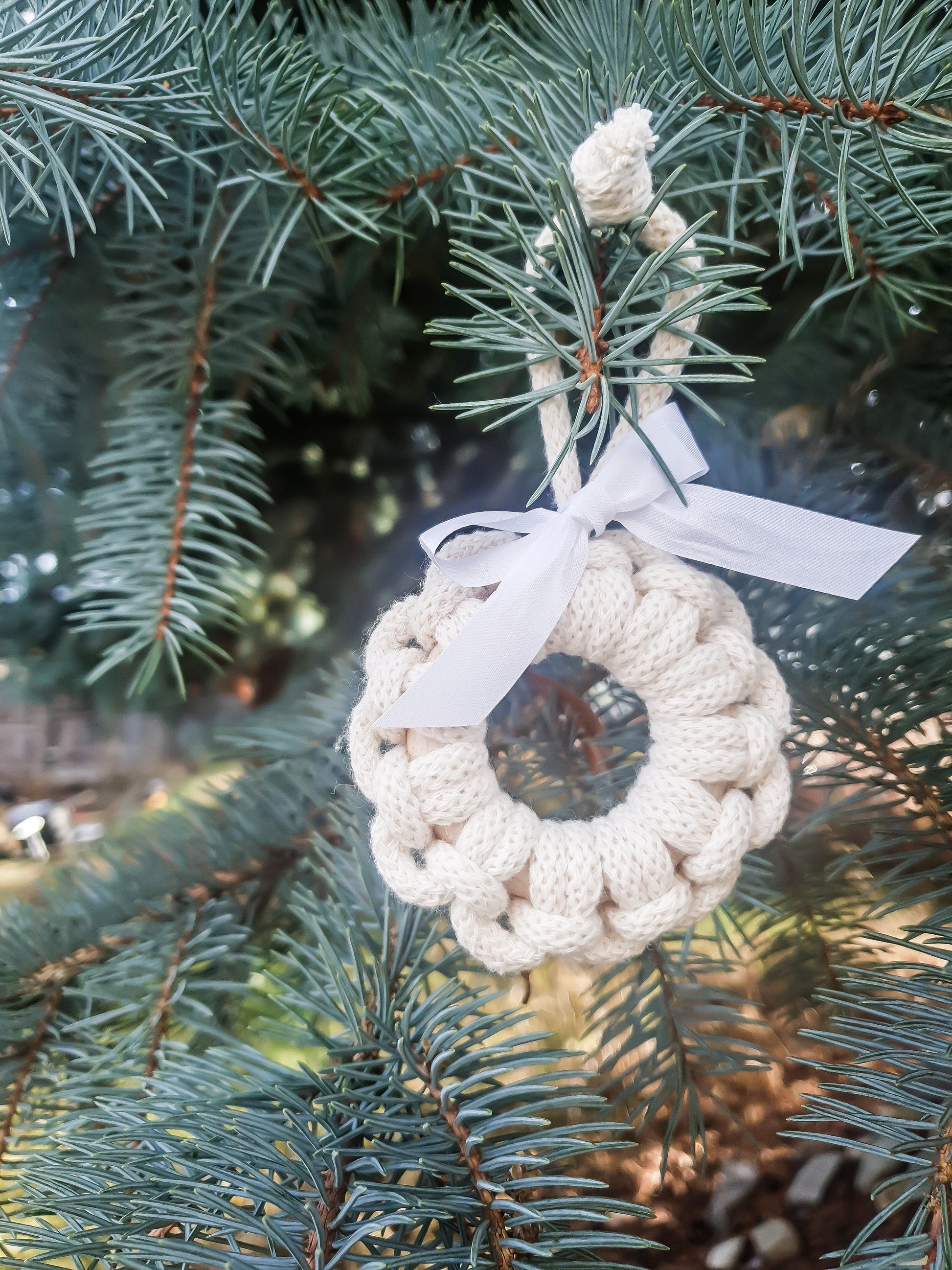 Macrame Beige Ornament, Christmas Ornament, Boho Ornament, Macrame Ornament, Circle Ornament