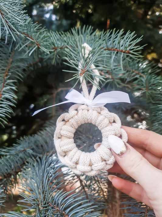 Macrame Beige and Gold Ornament, Christmas Ornament, Boho Ornament, Macrame Ornament, Circle Ornament