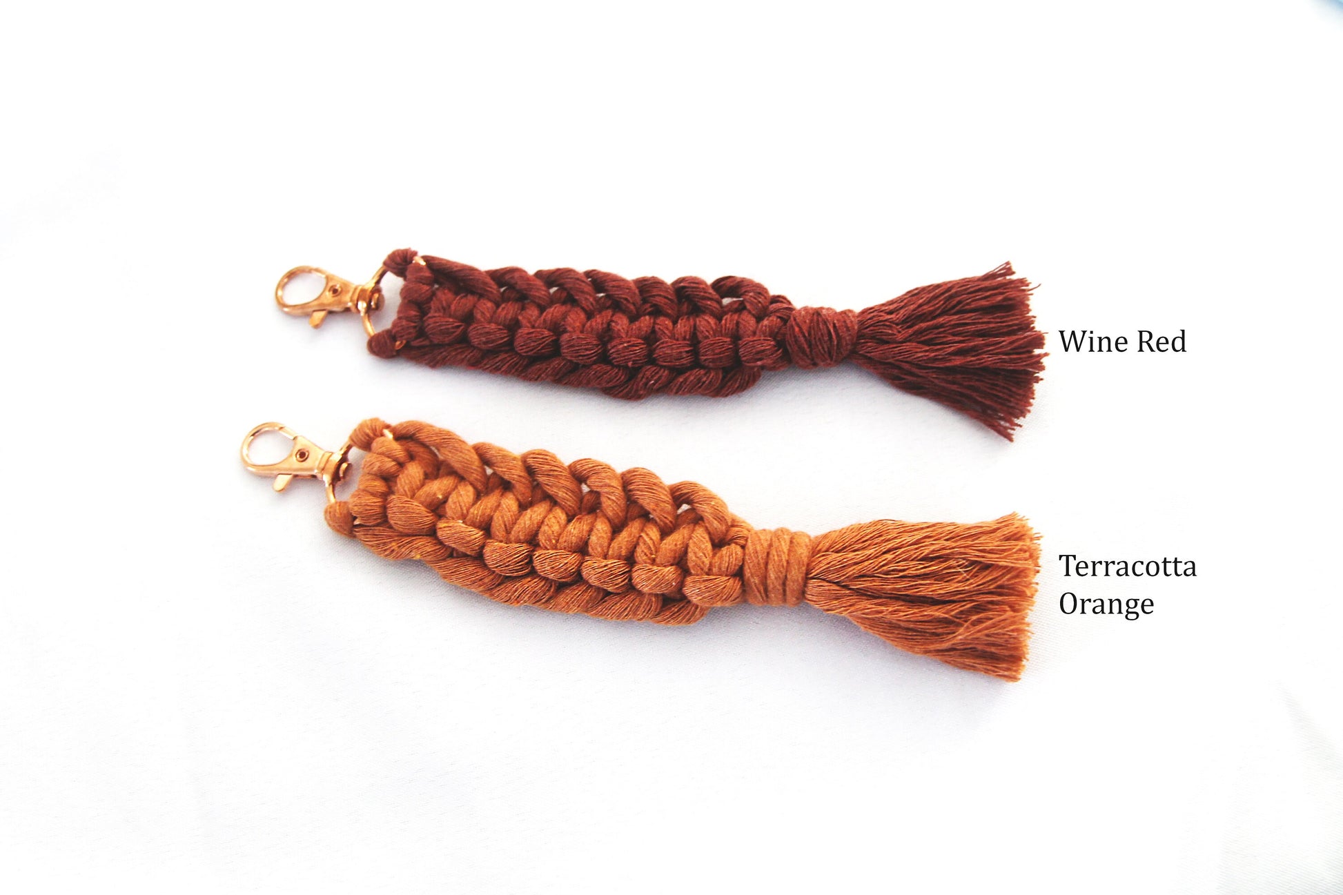 Small Macrame Keychain // Small Boho Keychain // Macrame Keychain // Keychain