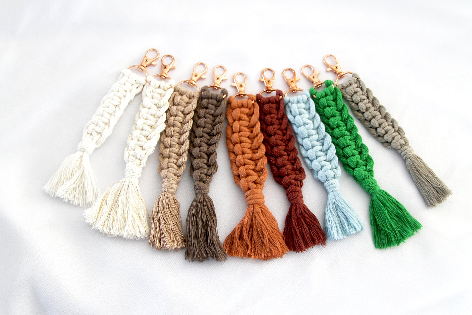 Small Macrame Keychain // Small Boho Keychain // Macrame Keychain // Keychain
