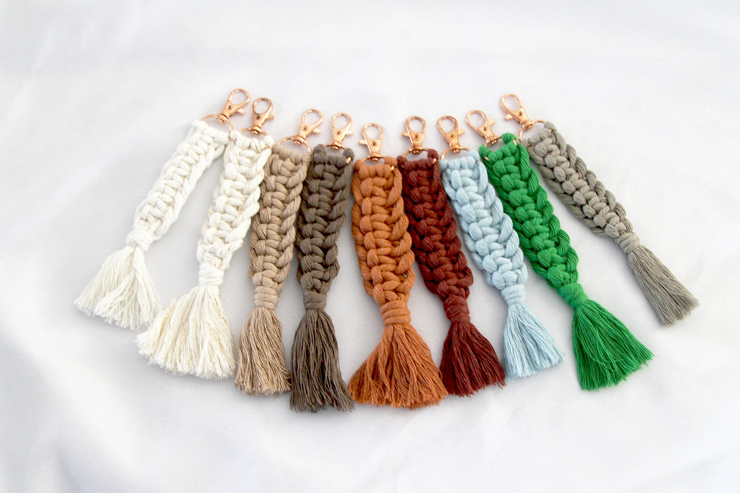 Small Macrame Keychain // Small Boho Keychain // Macrame Keychain // Keychain