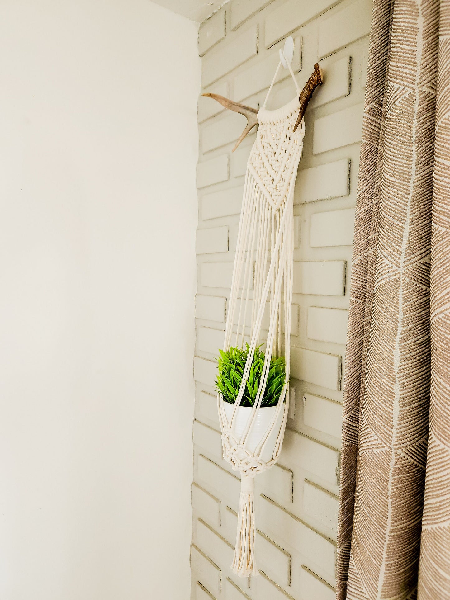 Macrame Plant Hanger on Antler, Boho Plant Hanger, Boho House Decor, Tassel Plant Hanger