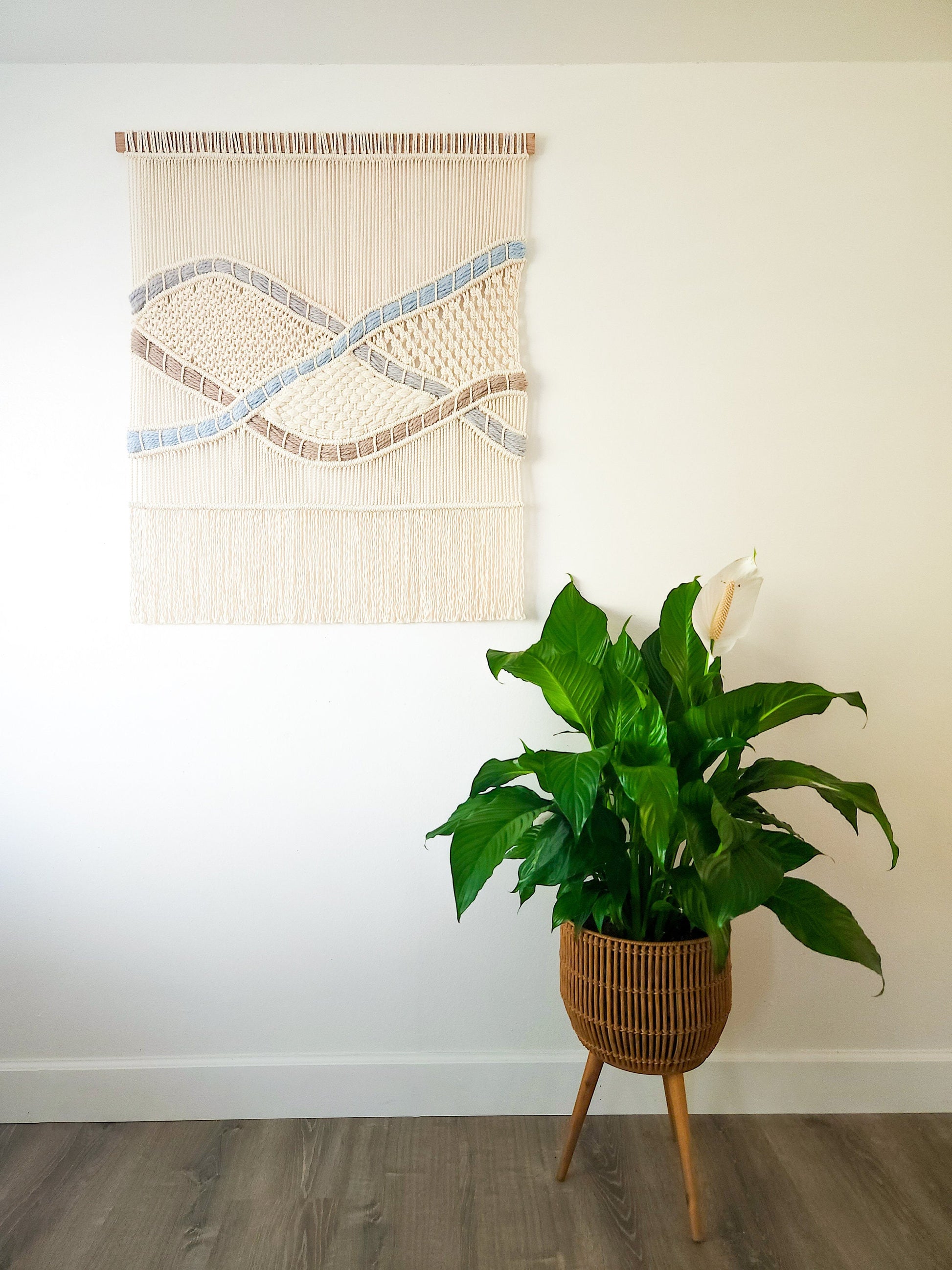 Handmade Natural White Macrame Wall Hanging "Elaine", 3 Feet Wide, Woven Art
