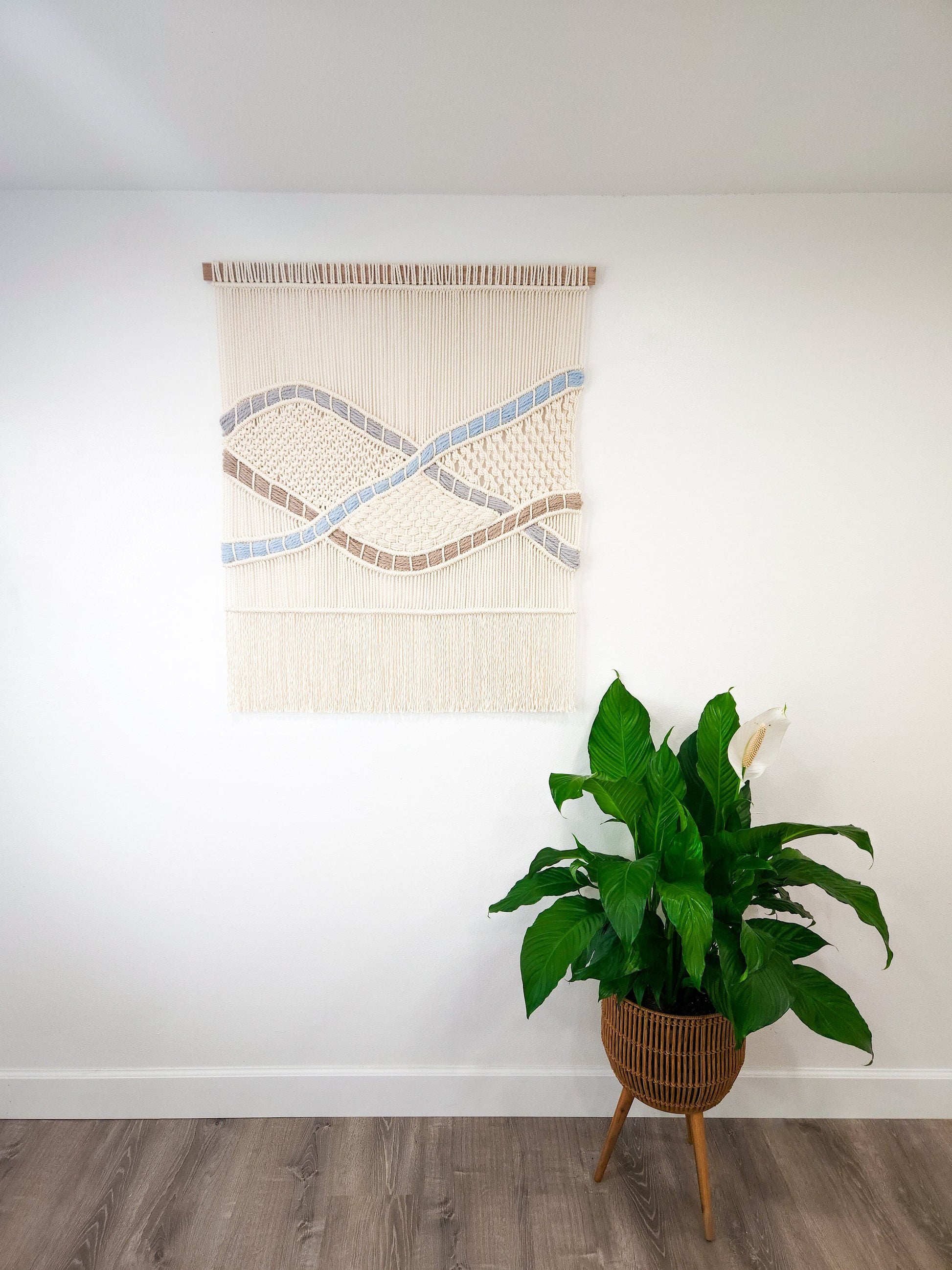 Handmade Natural White Macrame Wall Hanging "Elaine", 3 Feet Wide, Woven Art