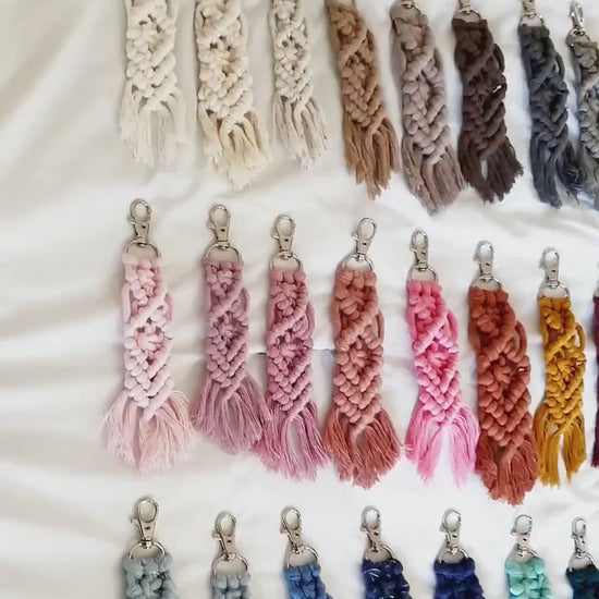 Small Macrame Keychain // Small Boho Keychain // Macrame Keychain // Keychain