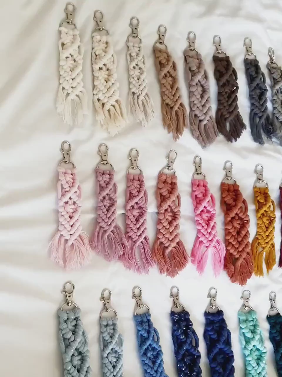 Small Macrame Keychain // Small Boho Keychain // Macrame Keychain // Keychain